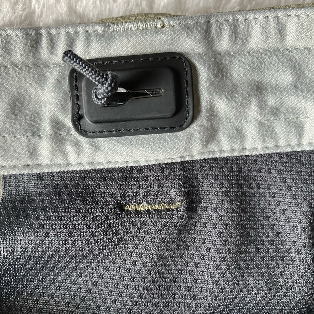 REI Venturi Hiking Shorts - Picture 7 of 10